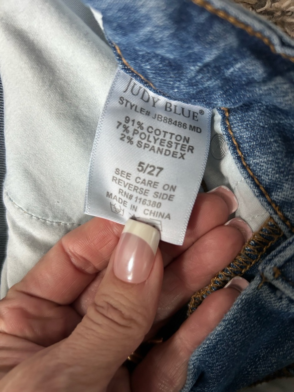 Judy Blue Raw Hem Flare Jeans w/High Rise size 5/27 - Picture 4 of 10